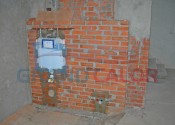 Встроенная консоль под унитаз и вывод для биде